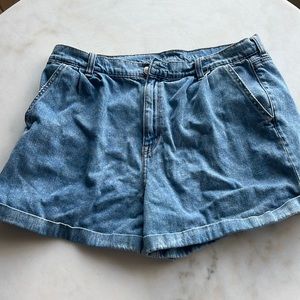 American Eagle Medium Wash Jean Shorts